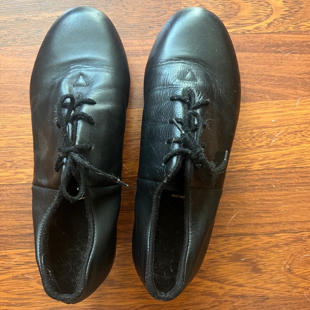 Bloch black women’s tap shoe size 6